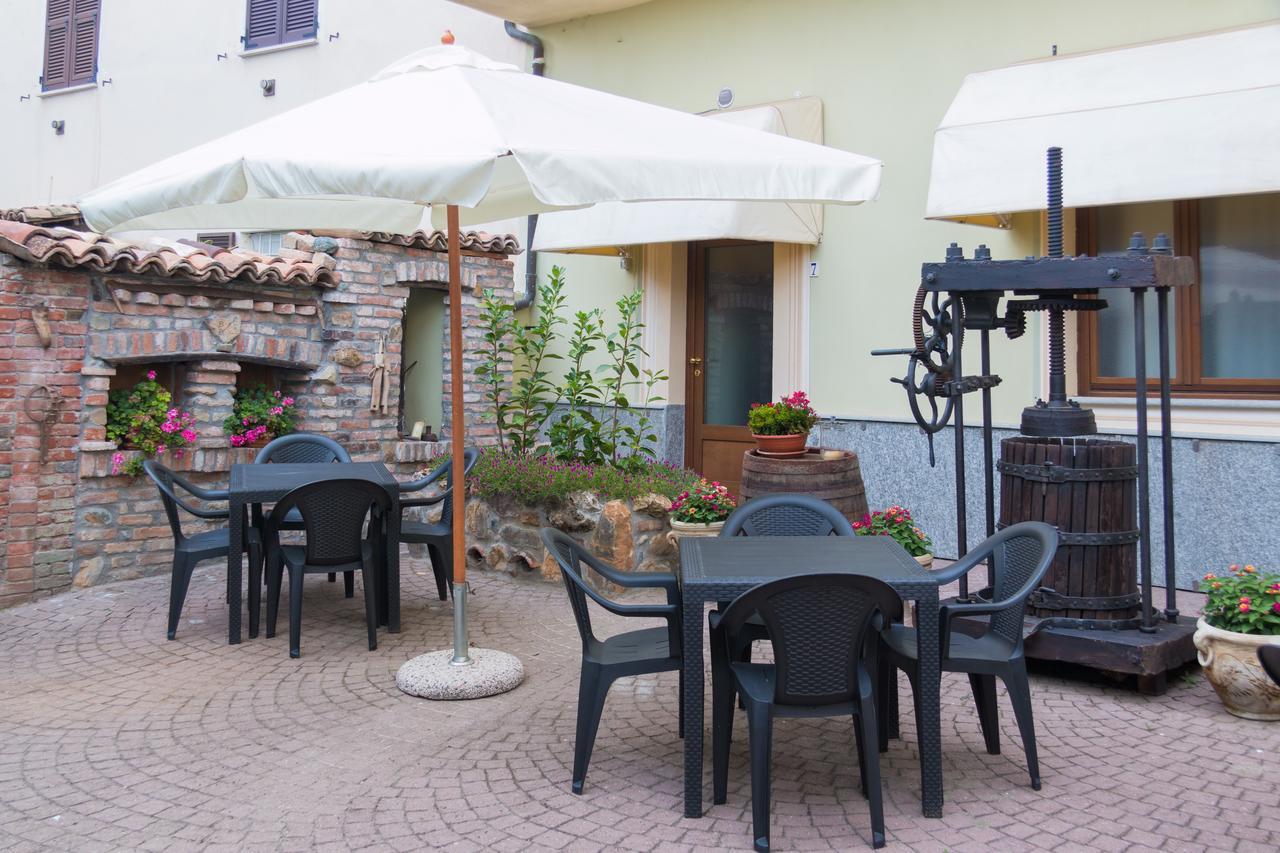 Albergo Diffuso Belvedere Alice Bel Colle Buitenkant foto